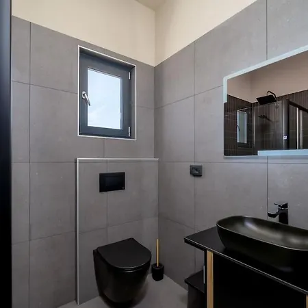 21 By Istrialux Βίλα Orbanići