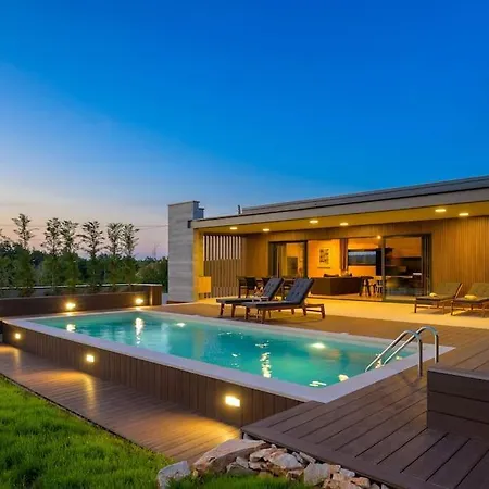 21 By Istrialux Βίλα