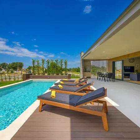 Βίλα 21 By Istrialux Orbanići