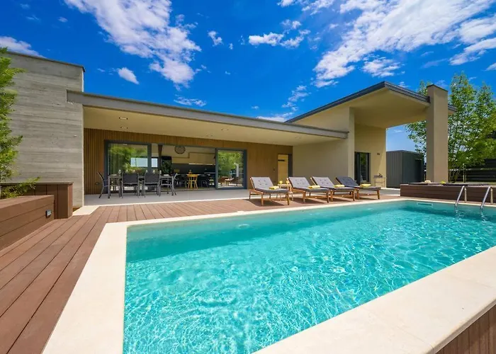 Villa 21 By Istrialux *
